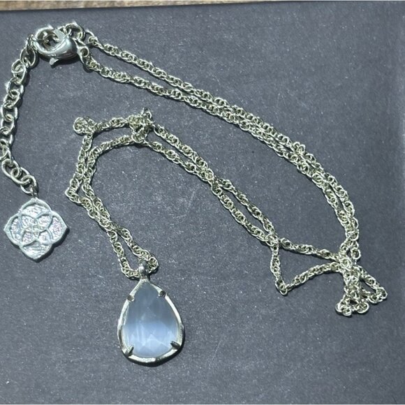 Kendra Scott Kiri Necklace In Gold Gray Slate Stone - Picture 2 of 6